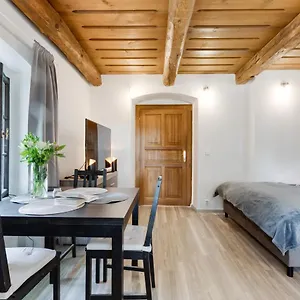 https://widtman-apartment.praguehotelsweb.com